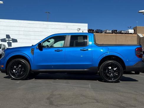 New 2025 Ford Maverick Lariat w/ Black Appearance Package image 6