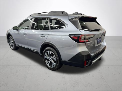 Used 2021 Subaru Outback Limited AWD/4WD image 4