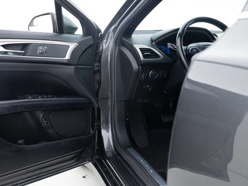 Used 2017 Lincoln MKZ Premiere image 24