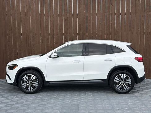 Used 2025 Mercedes-Benz GLA 250 4MATIC image 13
