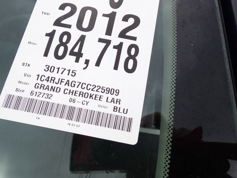 Used 2012 Jeep Grand Cherokee Laredo w/ Laredo E Group image 40