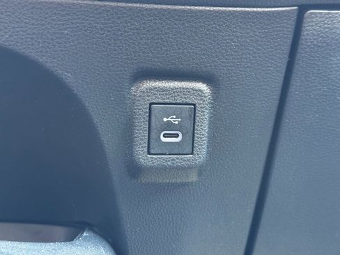 Used 2023 Toyota Corolla SE image 30