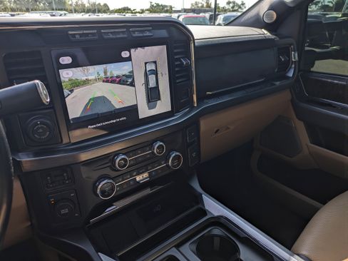 Used 2023 Ford F450 Lariat w/ Lariat Ultimate Package image 32