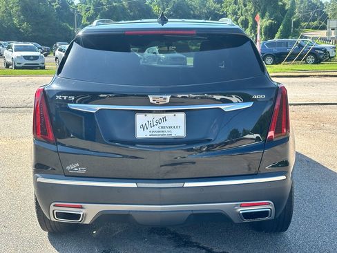Used 2021 Cadillac XT5 Premium Luxury FWD image 3