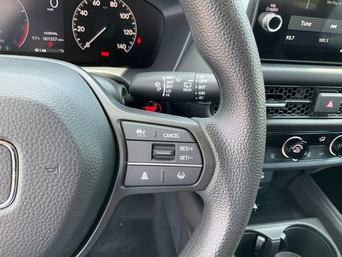 Used 2026 Honda HR-V LX image 11