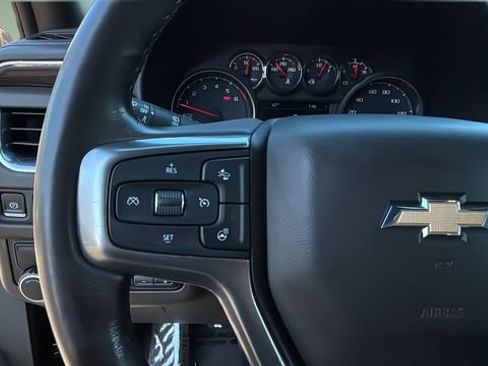 Used 2021 Chevrolet Tahoe LT w/ LT Signature Package image 23