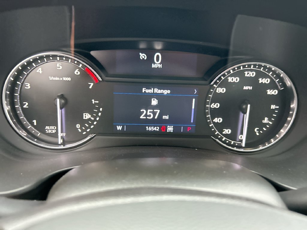 Used 2019 Cadillac XT4 Premium Luxury AWD/4WD image 14