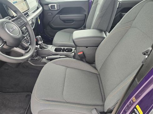 New 2026 Jeep Gladiator Sport image 19