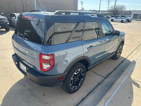 Used 2024 Ford Bronco Sport Outer Banks w/ Tech Package image 8