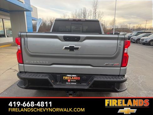 Used 2023 Chevrolet Silverado 1500 ZR2 image 23