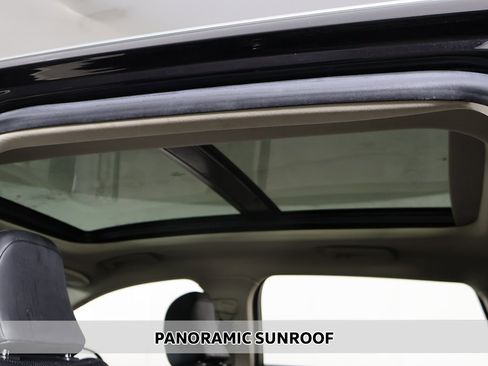 Used 2022 Lincoln Nautilus Reserve image 4