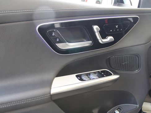 Used 2025 Mercedes-Benz GLC 300 GLC 300 image 19