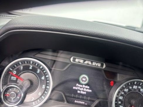 Used 2022 RAM 1500 Big Horn image 3