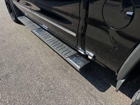 Used 2017 GMC Sierra 1500 Denali AWD/4WD image 41
