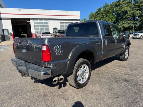 Used 2016 Ford F350 XLT w/ XLT Value Package AWD/4WD image 5