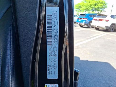 Used 2017 Jeep Wrangler Unlimited Sahara AWD/4WD image 26