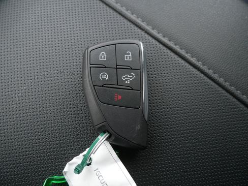 Used 2023 Chevrolet Silverado 1500 LTZ image 36