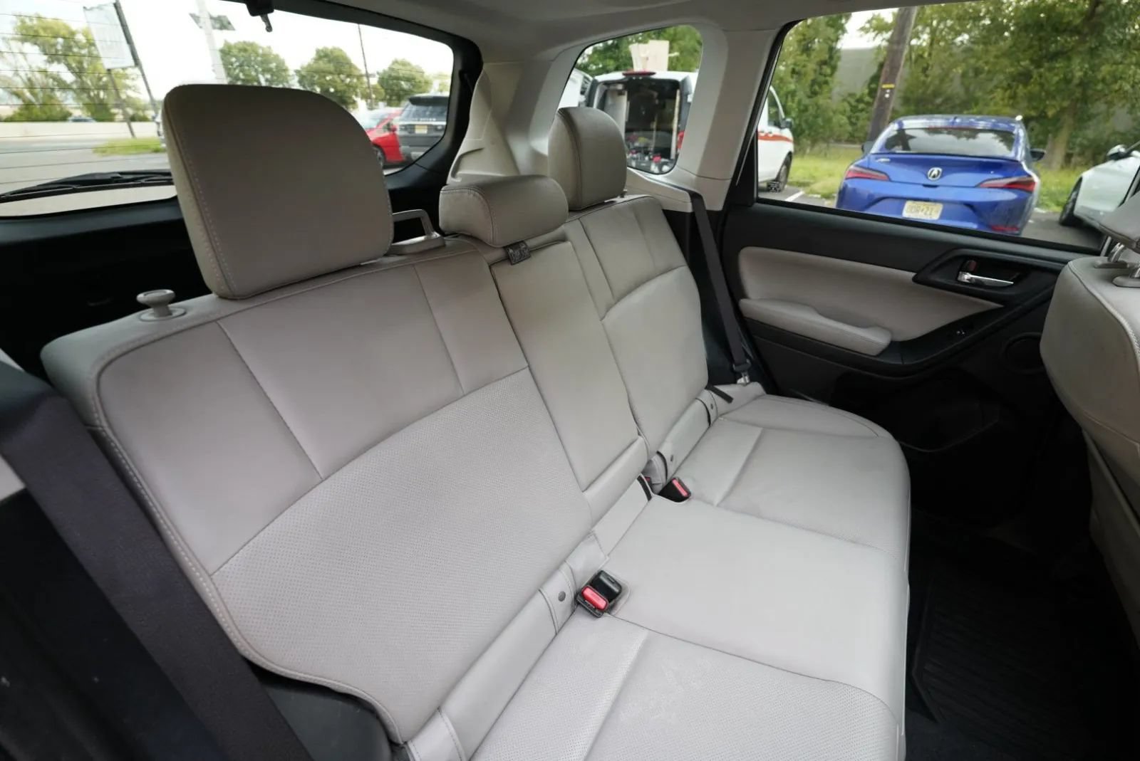 Used 2018 Subaru Forester 2.5i Limited AWD/4WD image 38