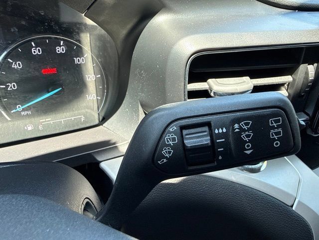 Used 2024 Ford Explorer XLT w/ Equipment Group 202A AWD/4WD image 19