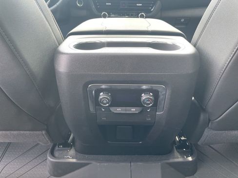 New 2026 Chevrolet Suburban Premier w/ Sun And Tow Package image 27