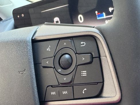 New 2026 Nissan Sentra SV w/ SV Convenience Package FWD image 9