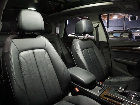 Used 2018 Audi Q5 2.0T Premium AWD/4WD image 17
