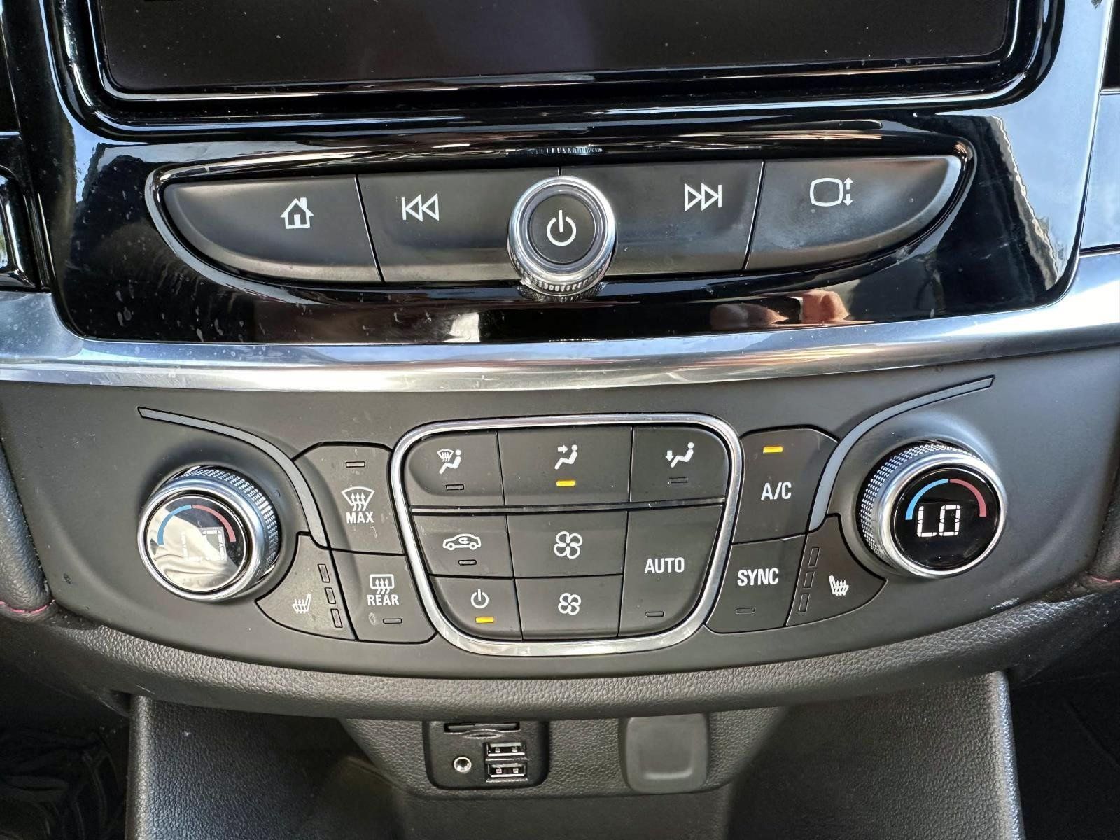 Used 2023 Chevrolet Traverse RS w/ LPO, Cargo Package AWD/4WD image 23