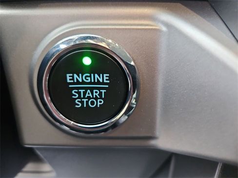 Used 2022 Ford F150 XLT w/ Equipment Group 302A High image 17