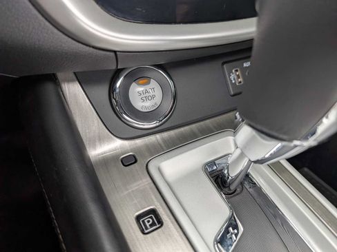 Used 2018 Nissan Murano SL w/ Moonroof Package AWD/4WD image 30