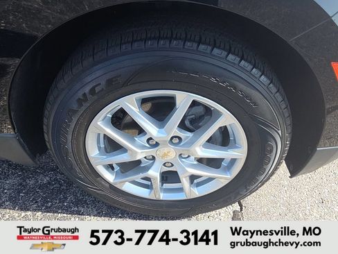 Used 2022 Chevrolet Equinox LT FWD image 10