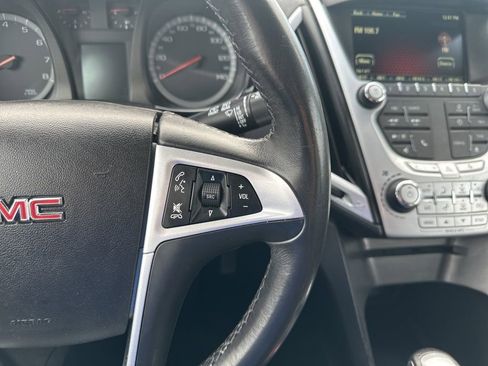 Used 2015 GMC Terrain SLE image 9