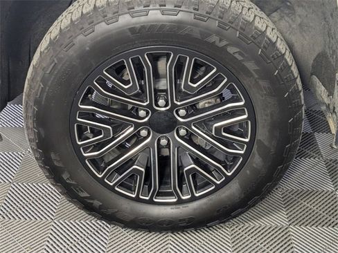 Used 2020 Chevrolet Silverado 1500 RST w/ All-Star Edition image 8