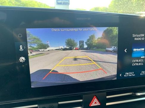 Certified 2023 Hyundai Elantra SEL w/ Convenience Package FWD image 30