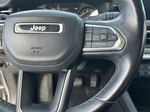 Used 2022 Jeep Compass Latitude AWD/4WD image 27