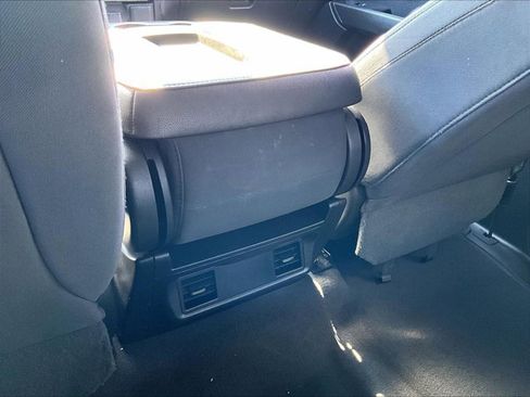 Used 2021 Chevrolet Silverado 1500 Custom image 21