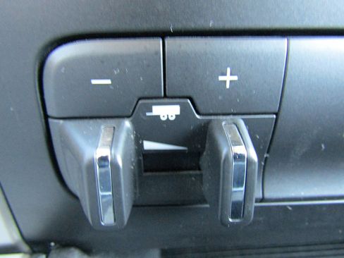 Used 2018 RAM 2500 Big Horn image 36