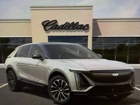 Used 2024 Cadillac Lyriq Luxury RWD image 1