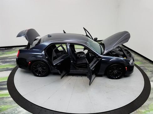 Used 2019 Chrysler 300 Touring w/ Sport Appearance Package RWD image 36