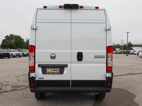 New 2026 RAM ProMaster 2500 w/ Convenience Group image 5