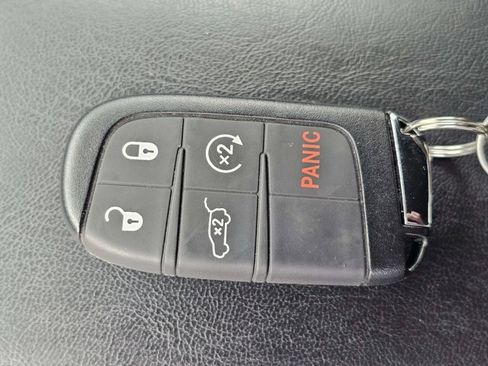 Used 2026 Jeep Compass Limited AWD/4WD image 28