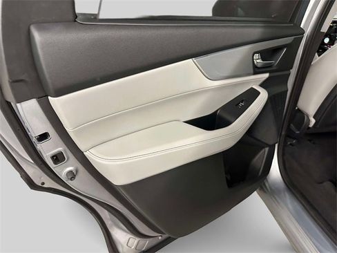 Used 2023 Acura MDX SH-AWD w/ Technology Package image 18