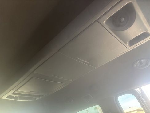 Used 2019 Dodge Grand Caravan GT FWD image 32