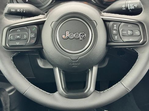 New 2026 Jeep Gladiator Rubicon AWD/4WD image 17