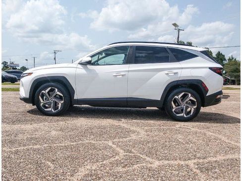 Used 2024 Hyundai Tucson SEL FWD image 2