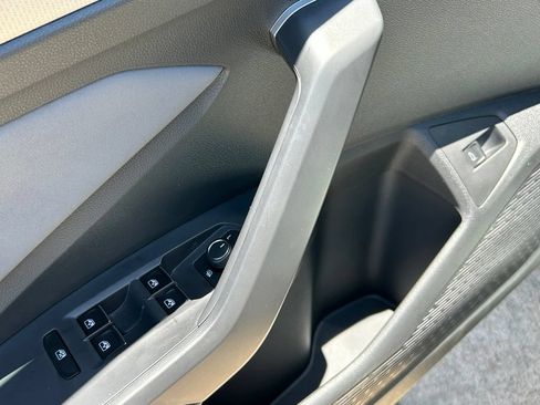 New 2026 Volkswagen Jetta SE FWD image 18