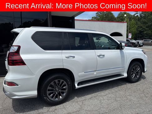 Used 2019 Lexus GX 460 Premium AWD/4WD image 3