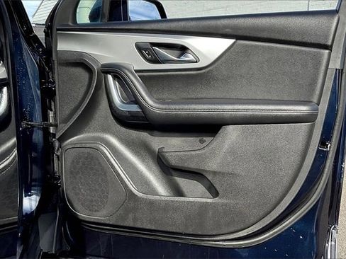Used 2020 Chevrolet Blazer LT image 23