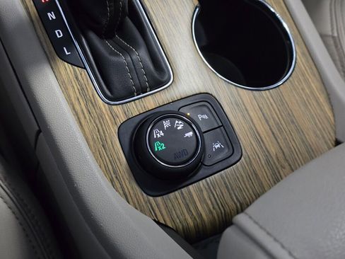 Used 2019 GMC Acadia Denali w/ Technology Package image 36