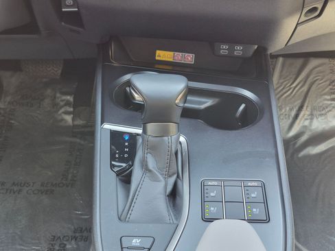 Used 2024 Lexus UX 250h AWD w/ Premium Package image 25