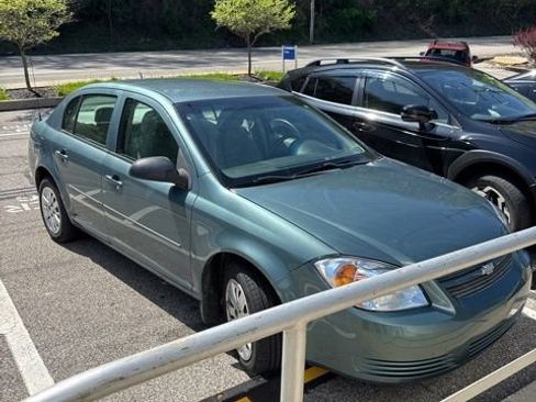 Used 2009 Chevrolet Cobalt LS w/ Protection Package FWD image 2